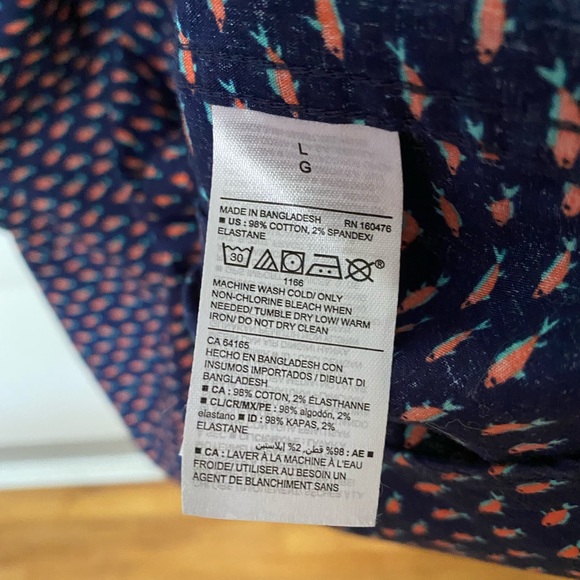 Old Navy Button up Short Sleeve Shirt - Picture 4 of 4